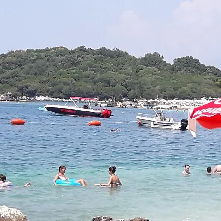 Vila Oscar * Ksamil